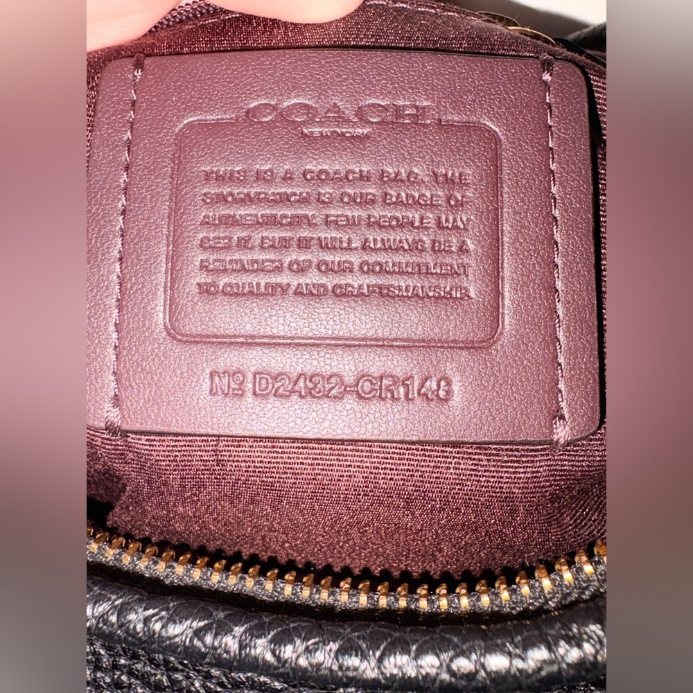 Coach Laurel Crossbody & Shoulder Collection | Medium, Mini & Double Zip Wallet - Picture 6 of 16
